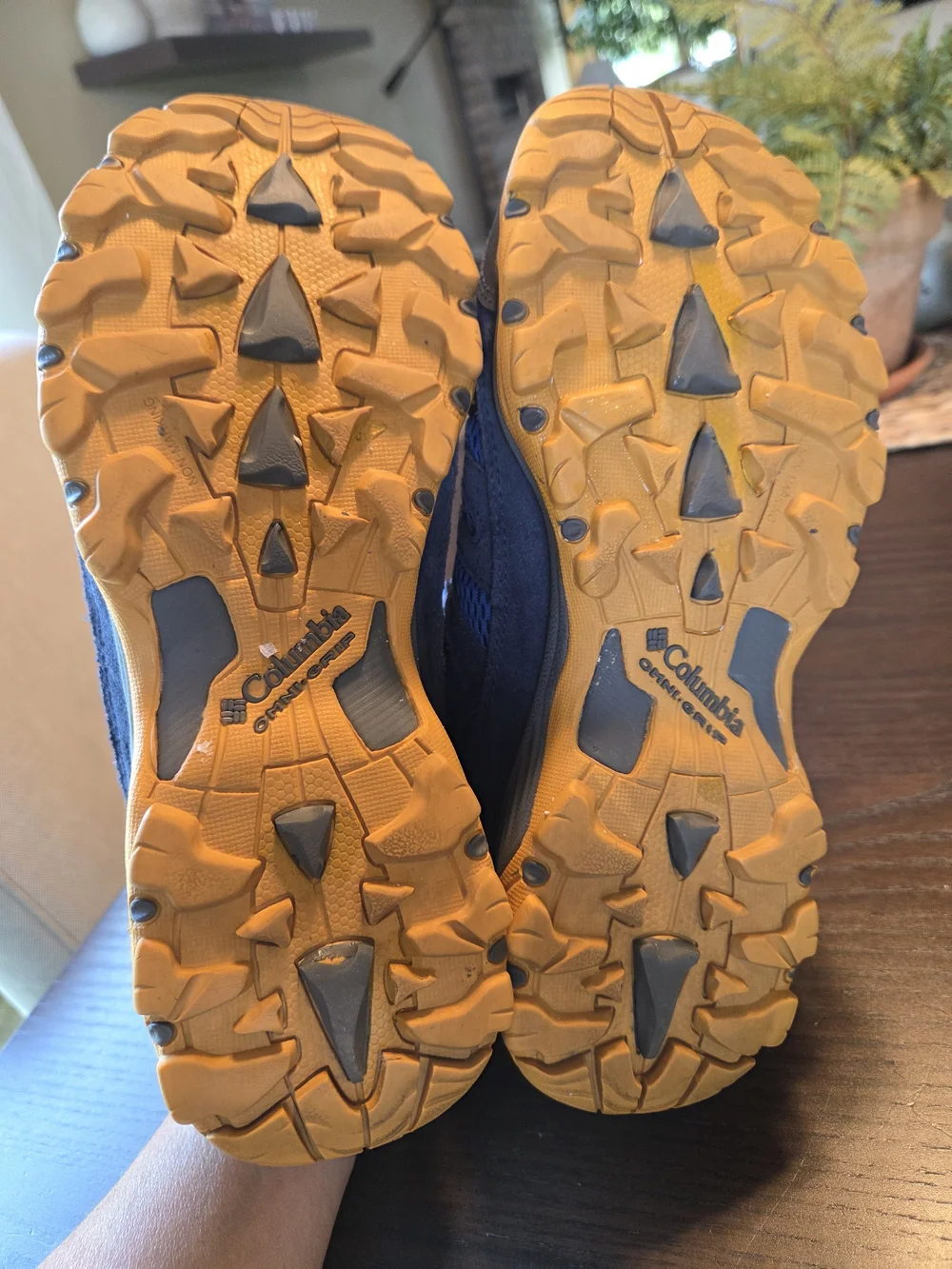 Columbia Charter Oak Mid Waterproof Hiking Shoes Blue Orange Gorpcore Outdoor